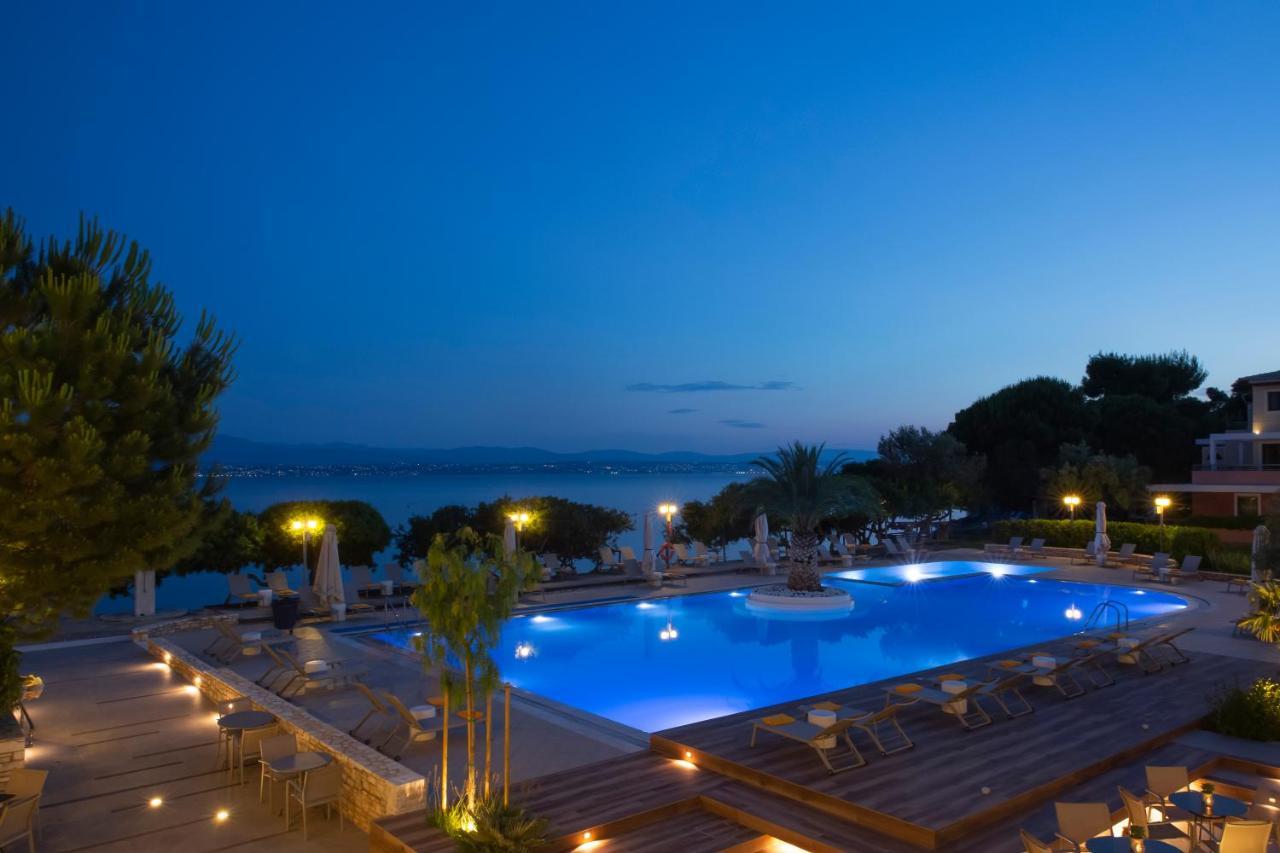 Negroponte Resort Eretria エクステリア 写真