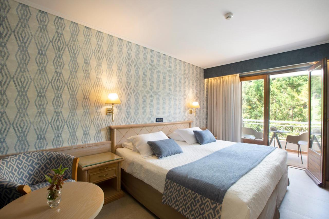 Negroponte Resort Eretria エクステリア 写真