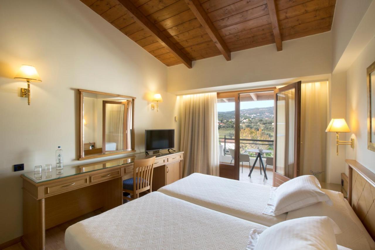 Negroponte Resort Eretria エクステリア 写真
