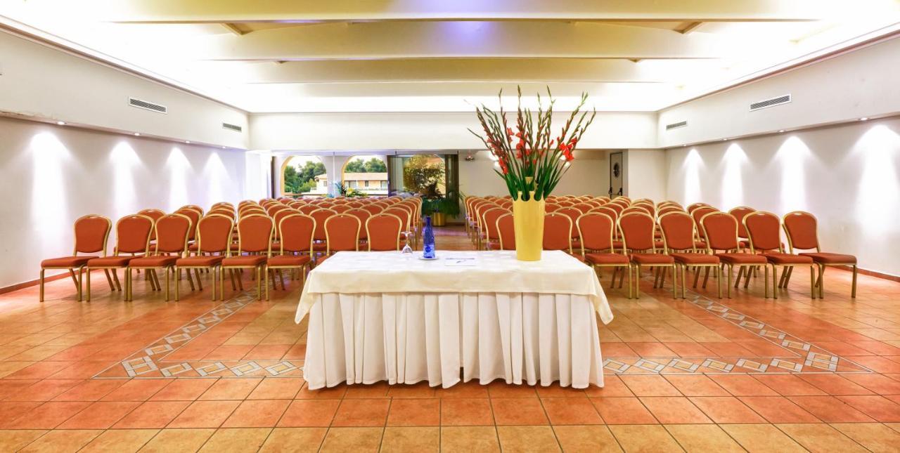Negroponte Resort Eretria エクステリア 写真