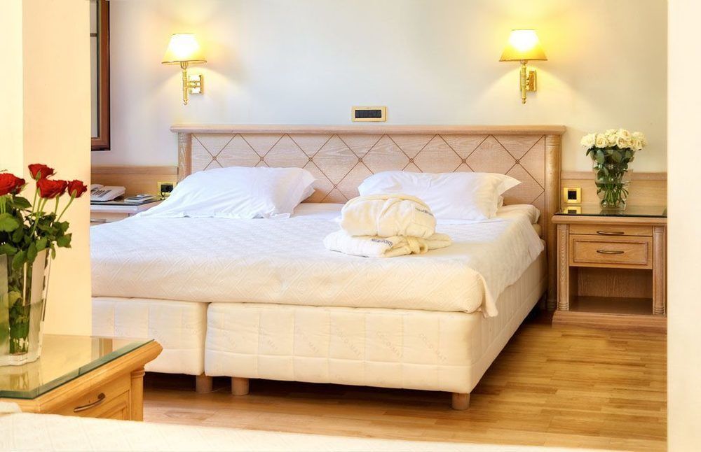 Negroponte Resort Eretria エクステリア 写真