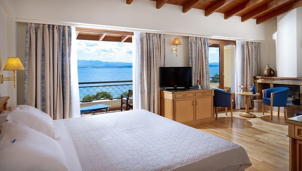 Negroponte Resort Eretria エクステリア 写真
