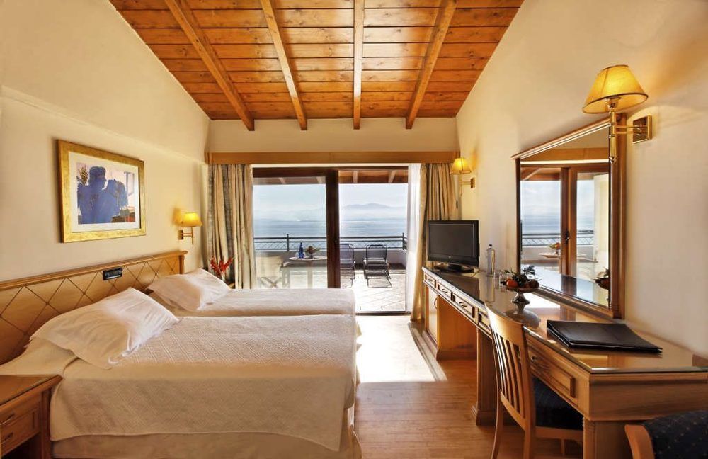 Negroponte Resort Eretria エクステリア 写真